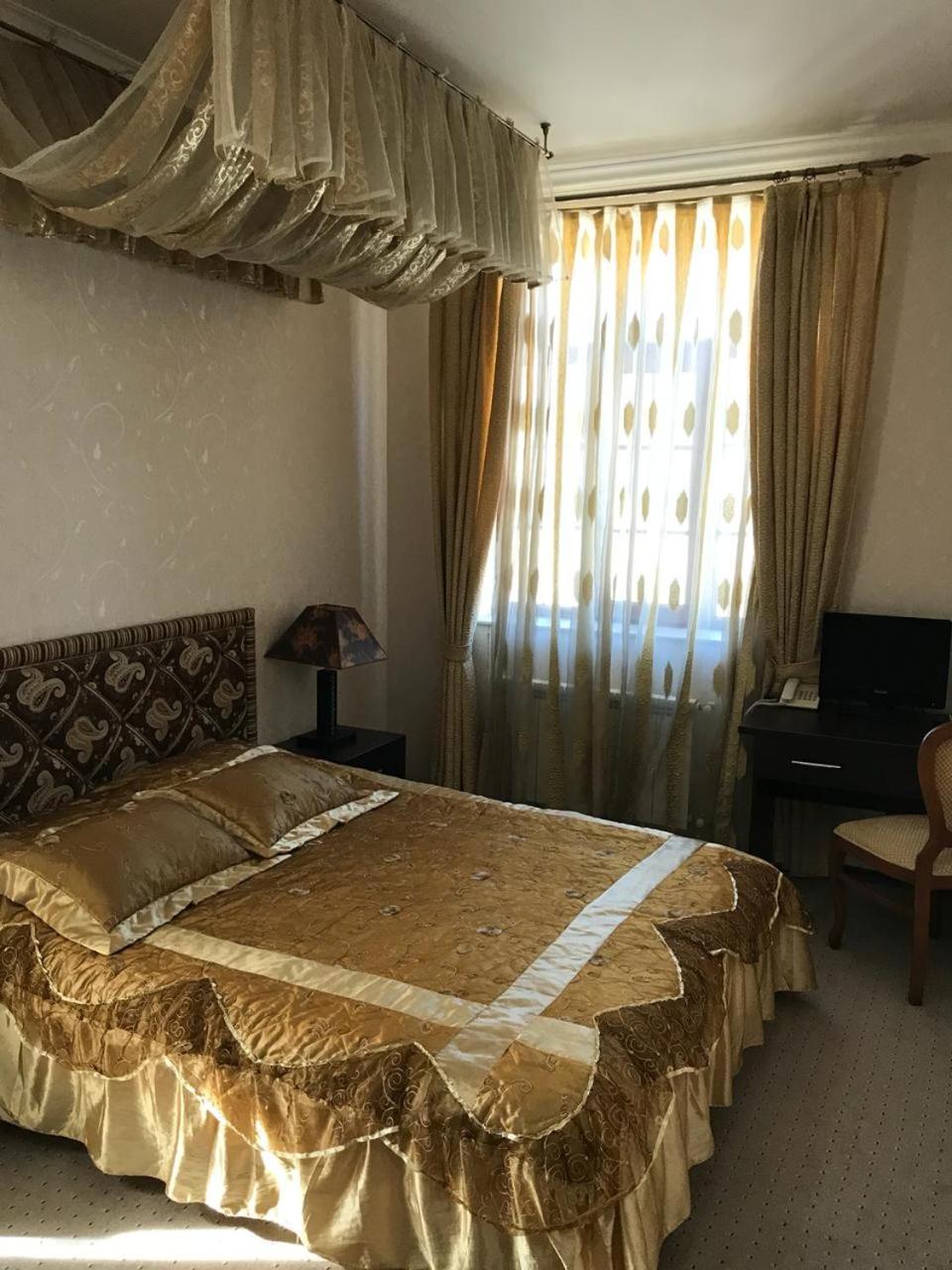 Villa Petrolea Hotel Baku Luaran gambar