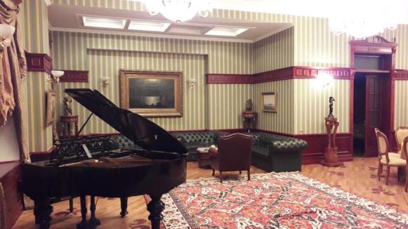 Villa Petrolea Hotel Baku Luaran gambar